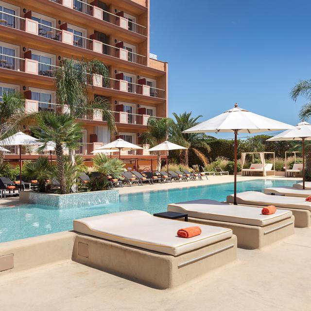 luna-club-hotel-yoga-spa