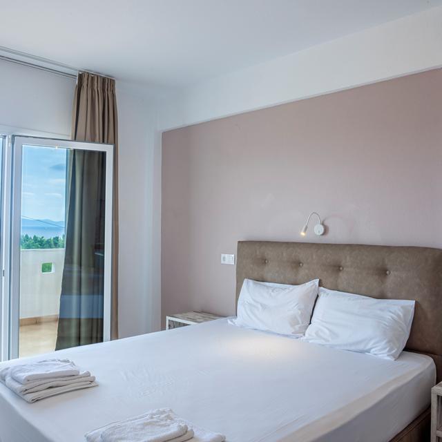aparthotel-skentos