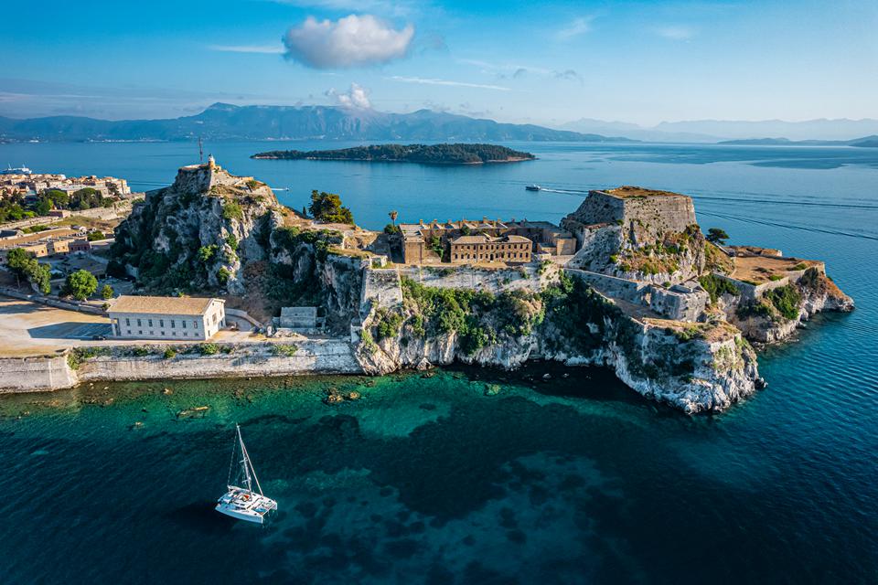 Corfu-Stad Foto: 1 van 12