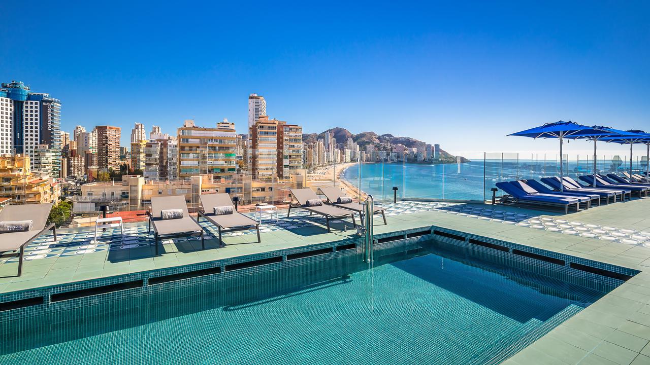 Hotel Barcelo Benidorm Beach adults recommended