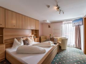 hotel-hubertus