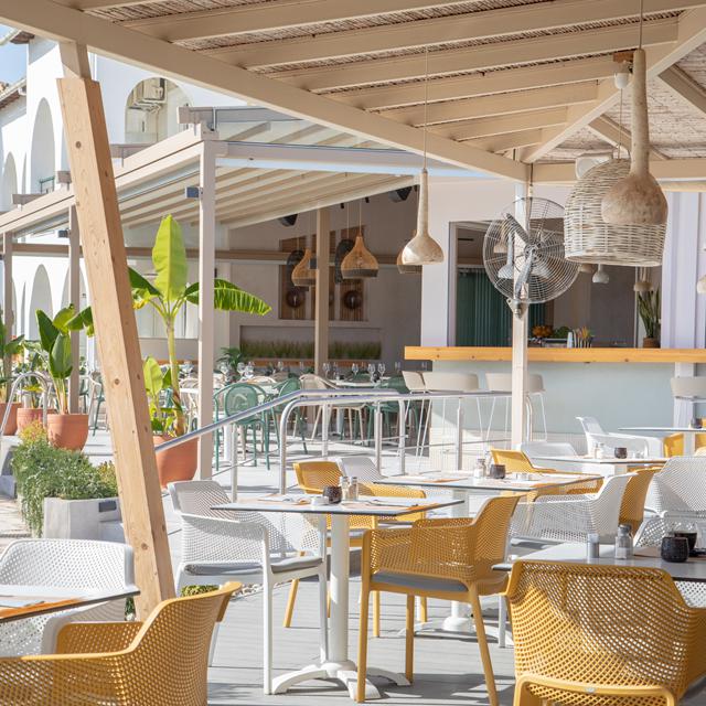 hotel-iliada-beach