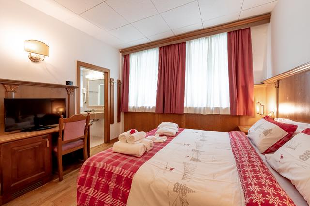 1-persoonskamer 4* Canazei € 995,- 【rolstoelvriendelijk, sauna, parkeerplaats, kluisje op kamer, animatieteam, fitness, restaurant(s), wellness, wifi】