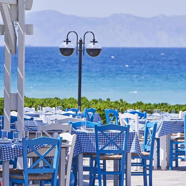 hotel-blue-bay-resort