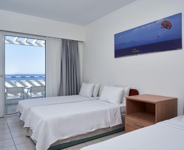 hotel-blue-bay-resort