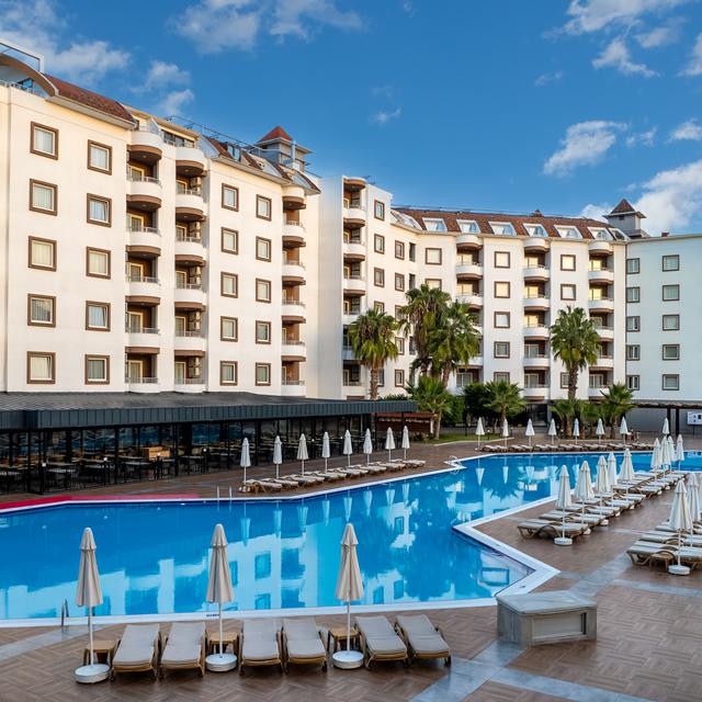 hotel-royal-garden-beach