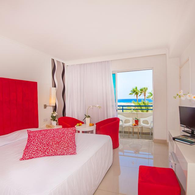 tsokkos-the-dome-beach-hotel-resort