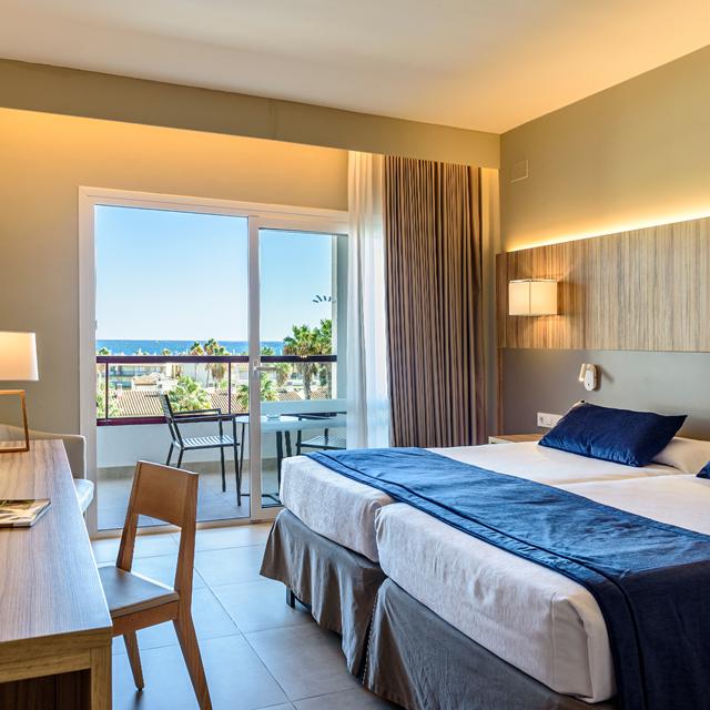 hotel-estival-park