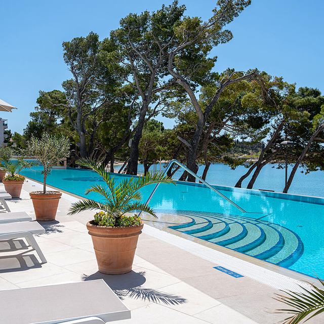 valamar-meteor-hotel