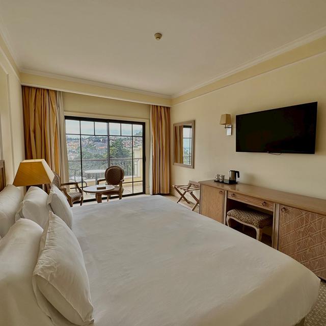 hotel-quinta-funchal-palace-gardens-by-barcelo-adults-only