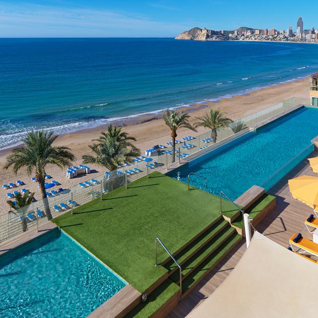 hotel-h10-porto-poniente