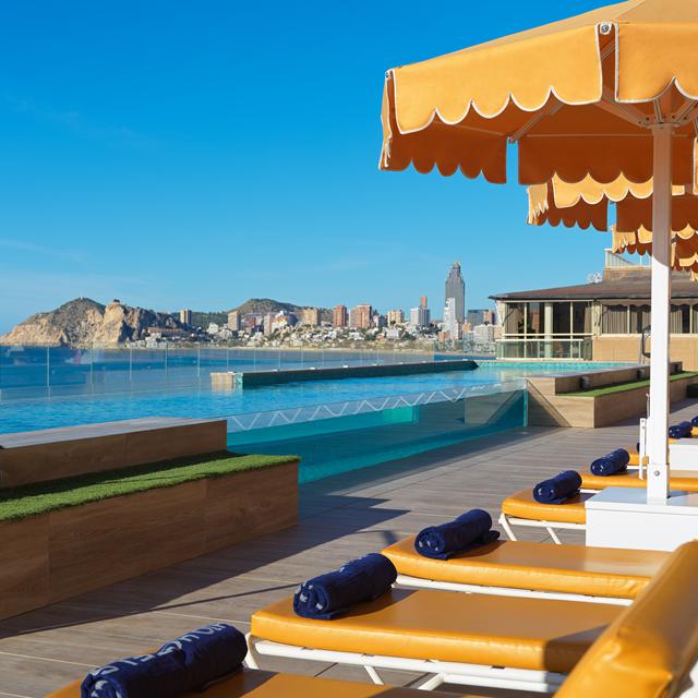 hotel-h10-porto-poniente