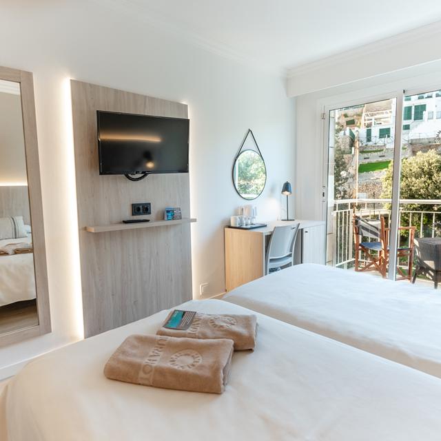 minura-cala-galdana-apartamentos-daljandar