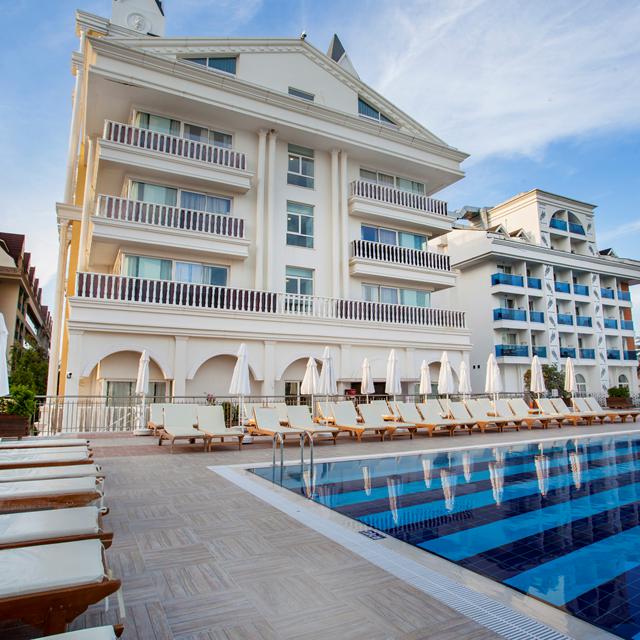 hotel-dream-world-resort-spa
