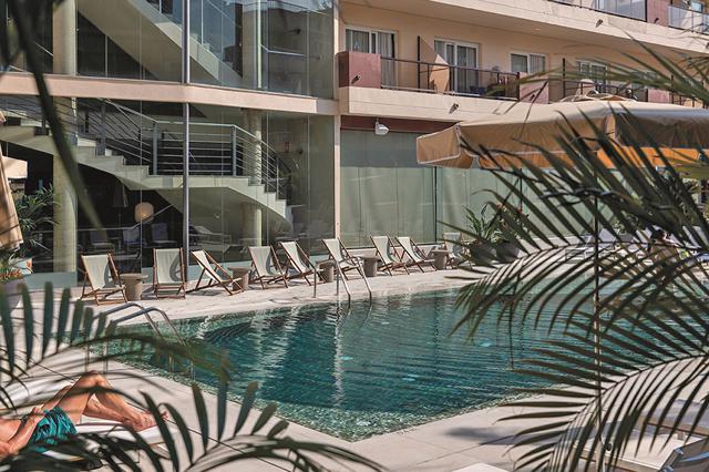 Zon 4* Pineda de Mar € 472,- ❖ restaurant(s), fitness, animatieteam, zwembad