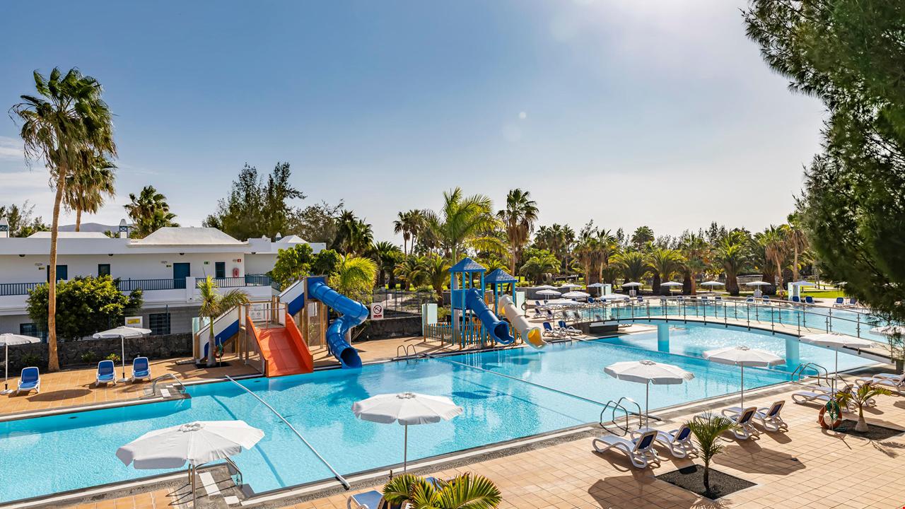 Aparthotel THB Tropical Island Resort logies & ontbijt impressie