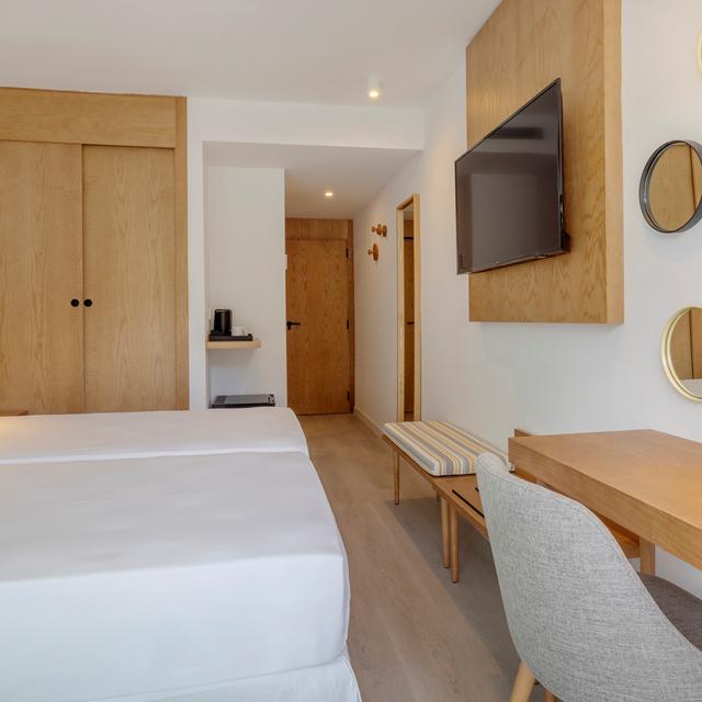 hotel-hm-isabela-adults-only