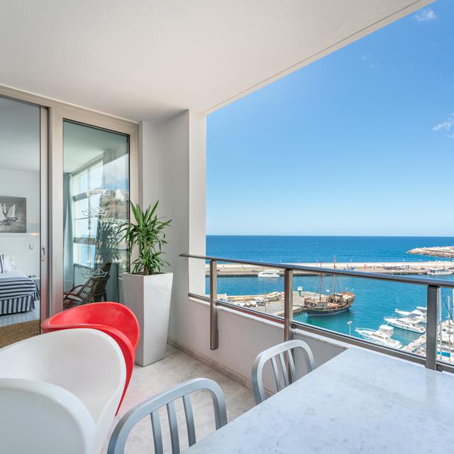 aparthotel-marina-suites