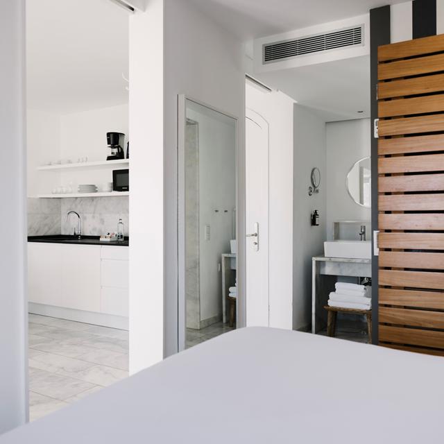 aparthotel-marina-bay-view-adults-only