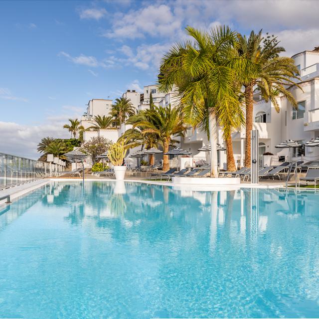 aparthotel-marina-bay-view-adults-only