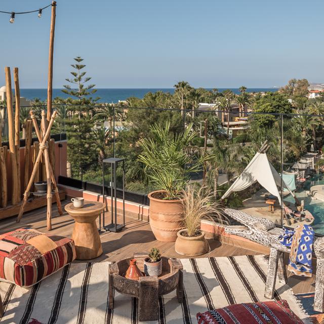 hotel-the-syntopia-adults-only