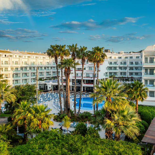 aqua-hotel-aquamarina-spa