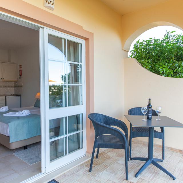 aparthotel-atalaia-sol-inclusief-huurauto