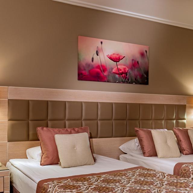 hotel-miracle-resort