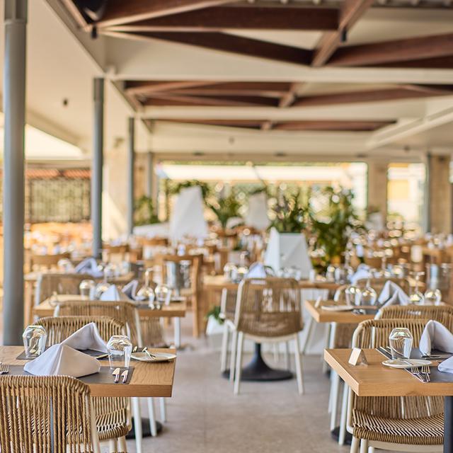 hotel-paralos-kosta-alimia