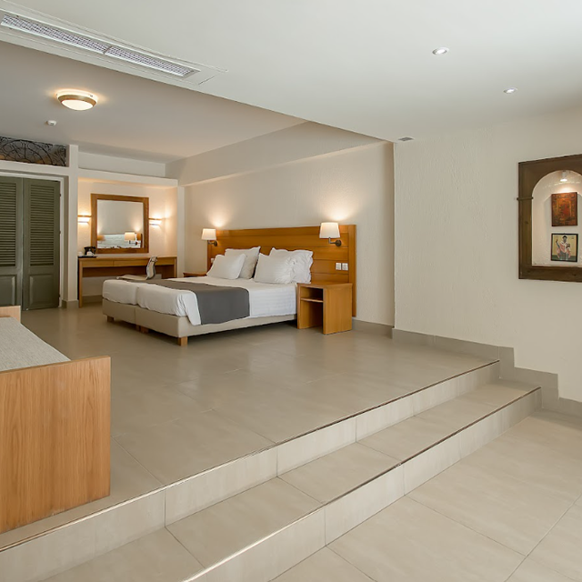 hotel-corfu-holiday-palace