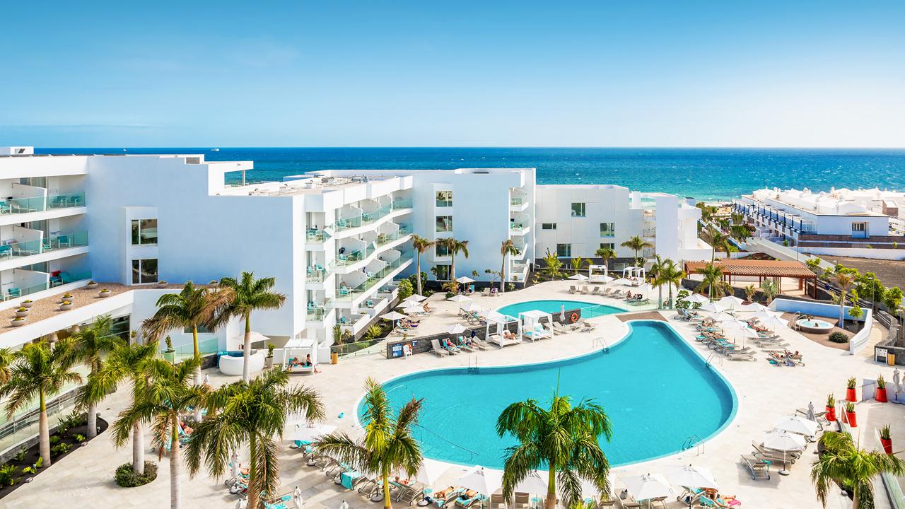 Hotel Lava Beach