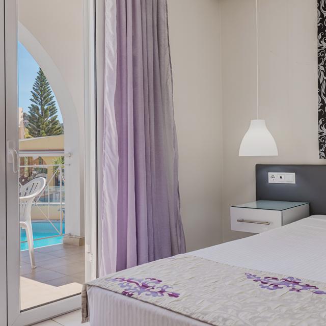 hotel-sun-rise-adults-only