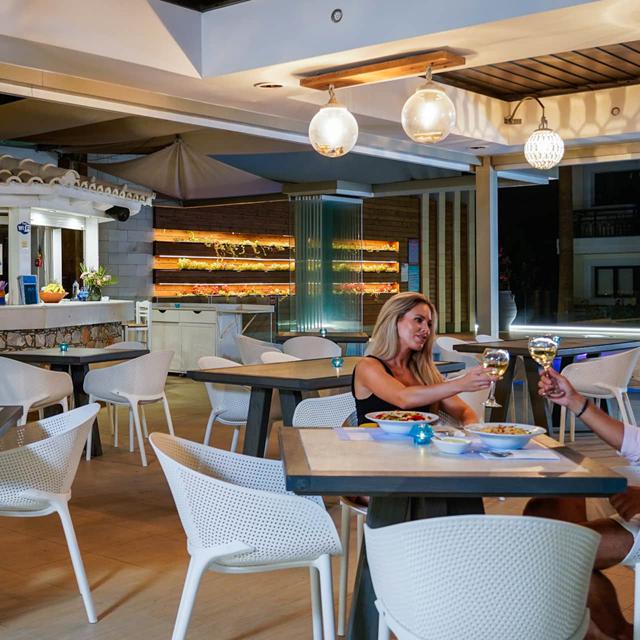 aparthotel-alkionides-seaside