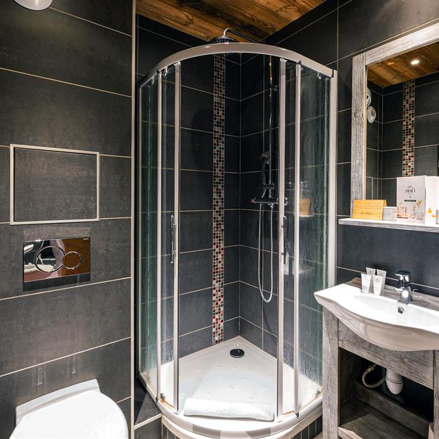 hotel-laiguille-percee
