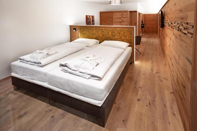 Wintersport 4* Zell am See € 1485,- ▷ eigen vervoer