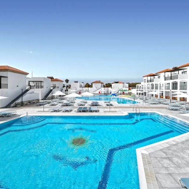 hotel-broncemar-beach
