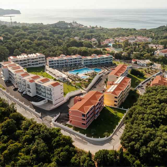 aparthotel-robolla-beach