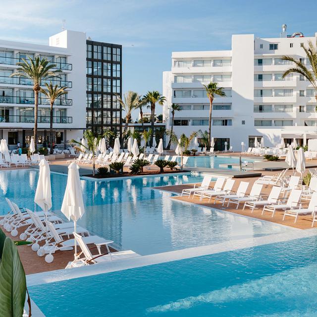 hotel-aluasoul-ibiza-adults-only