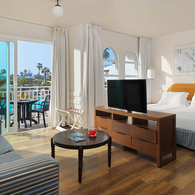hotel-h10-ocean-suites