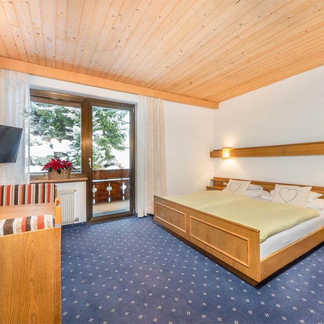 hotel-pontives