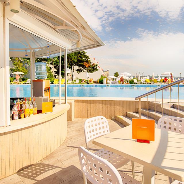 AluaSun Helios Beach