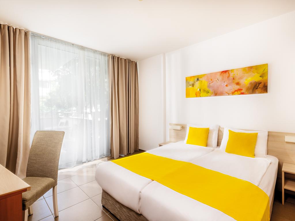 impressie Hotel AluaSun Helios Beach