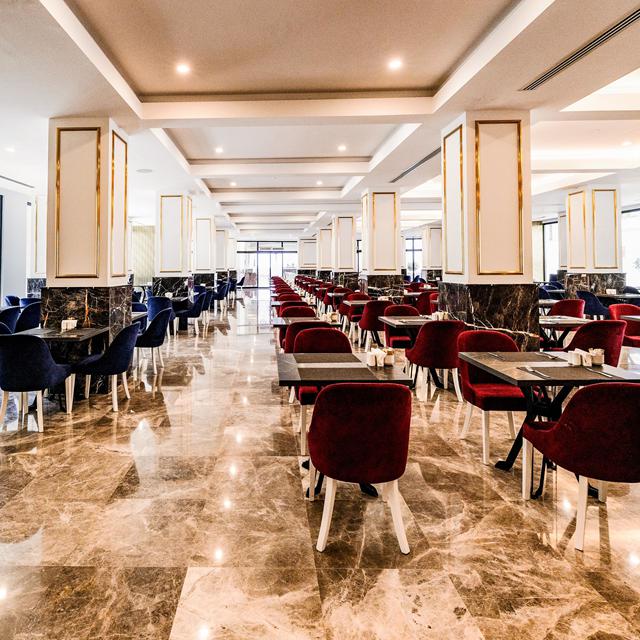 hotel-granada-luxury-red-adults-only