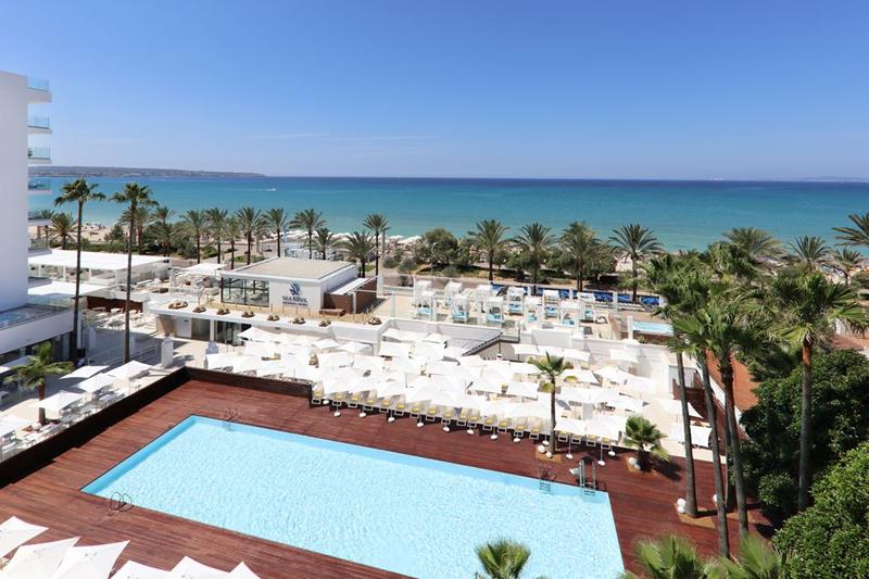8 Dagen logies Iberostar Waves Bahia de Palma 
