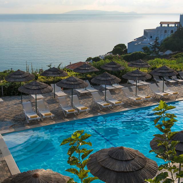 hotel-blue-bay-resort