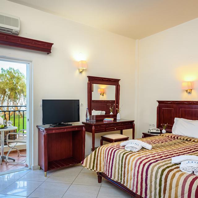 aparthotel-lito-beach