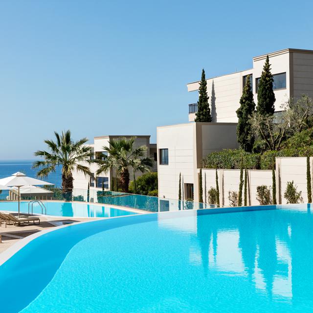 hotel-ikos-oceania