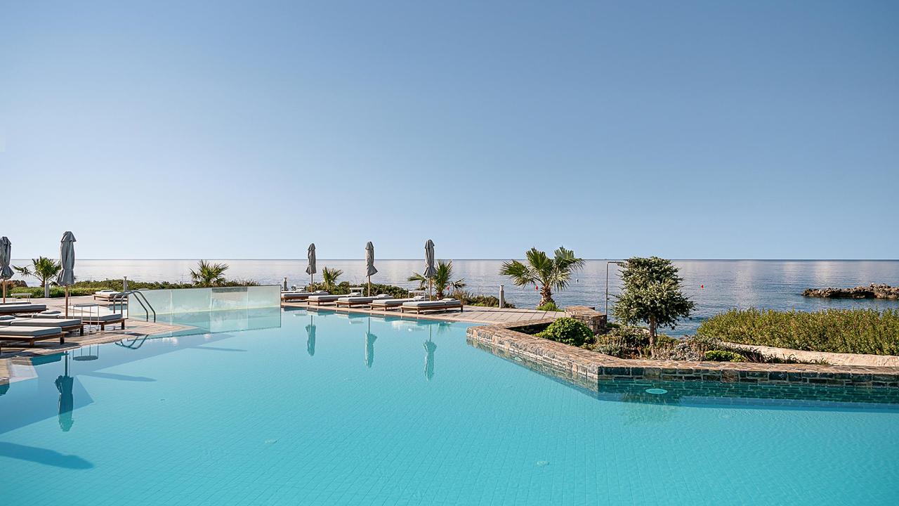 Hotel Kakkos Bay Resort