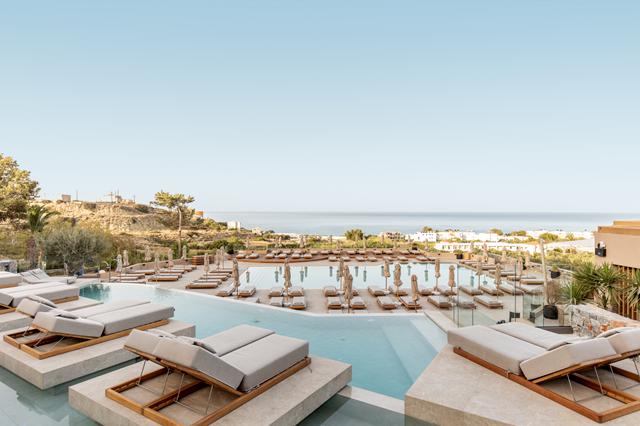 Zonvakantie 4* all inclusive adults only Griekenland € 732,- ➤ zwembad