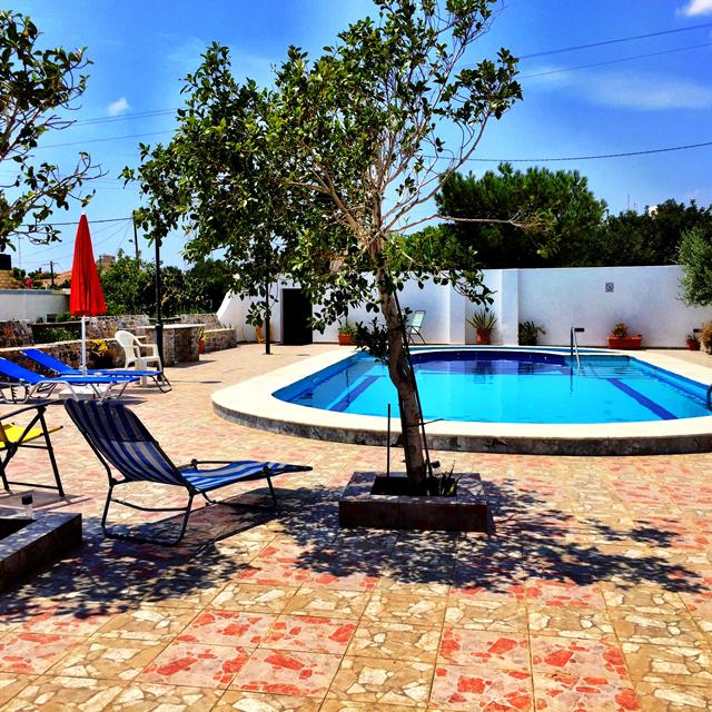 Apartments Filoxenia and Villas